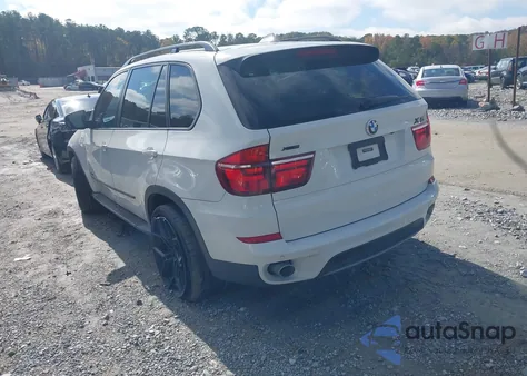 2013 BMW X5 xDrive35D from USA, damaged, VIN 5UXZW0C57D0B95986